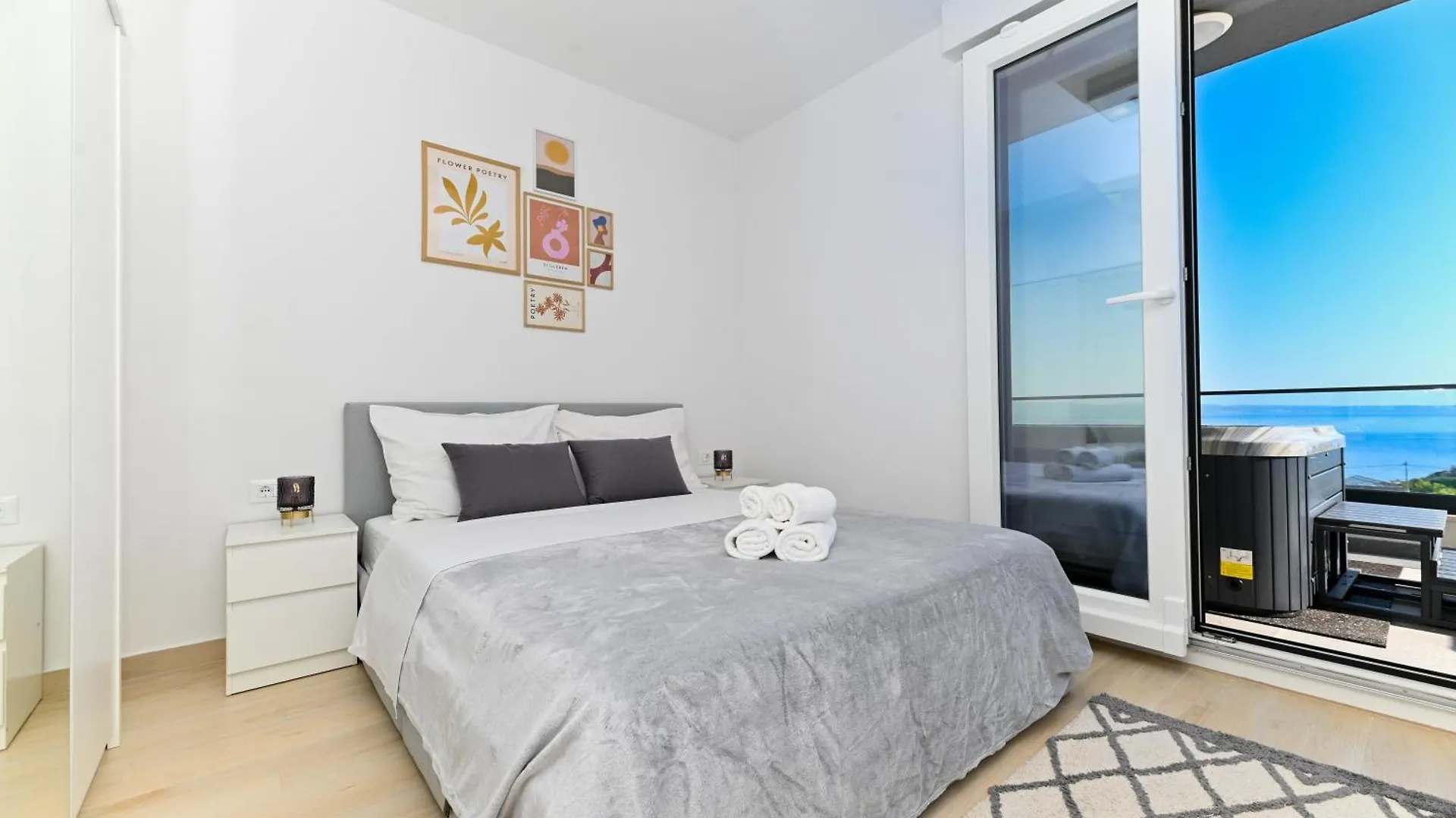 Luxury Apartment Skyline سبليت 0*,