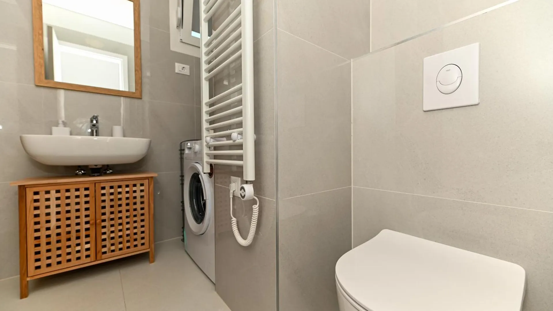 Luxury Apartment Skyline Split 0*,  Hırvatistan